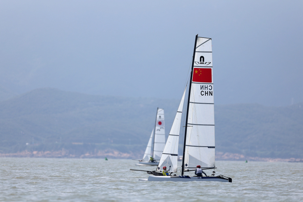 帆船——混合双体船-诺卡拉17级:中国选手暂列第一