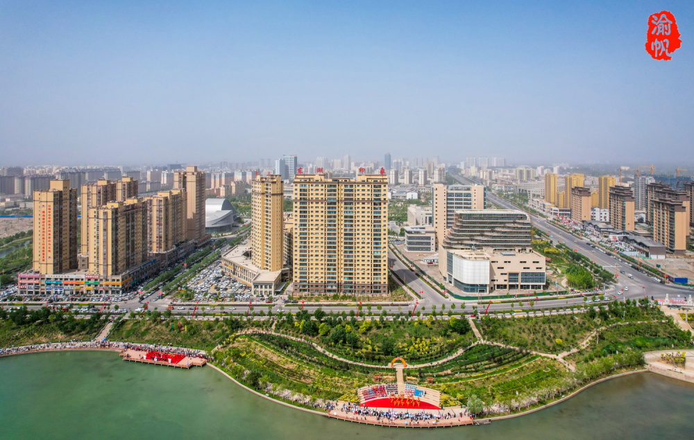 库车是必须要去的,因为它是一座历史悠久,文化厚重,风光秀美的城市
