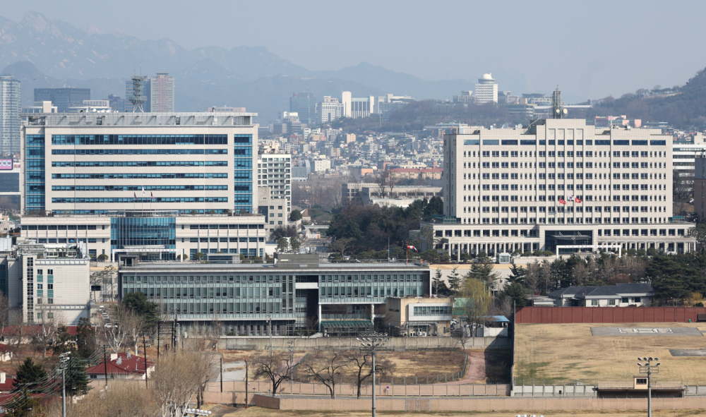 韩国总统尹锡悦卷入“巫蛊争议”，警方突击搜查国防部调查风水师传言小甘大全高中语文pdf2023已更新(知乎/头条)