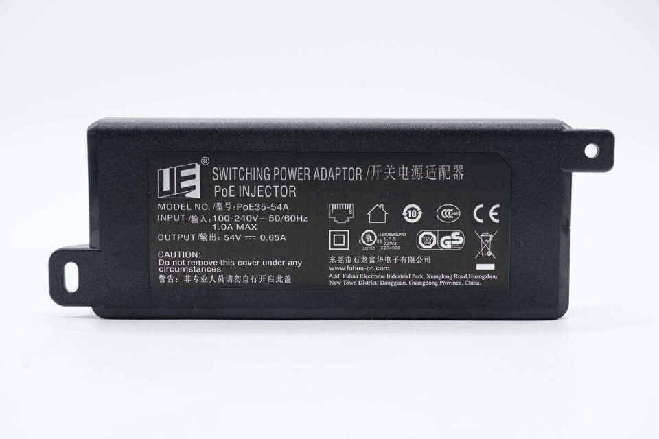 简化了设备的供电和接线航嘉富华2家工厂推出poe电源适配器