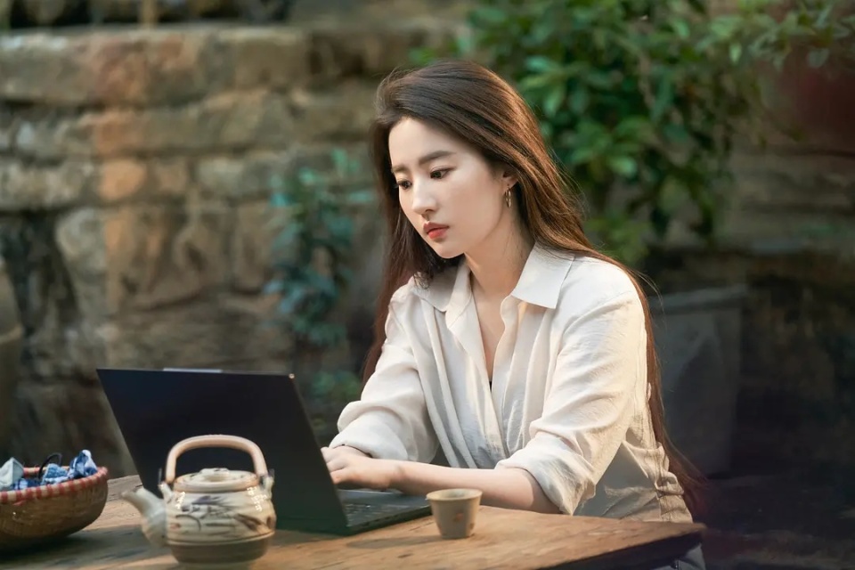 央八又一黑马剧来袭,演员阵容不错,有爆款潜质!