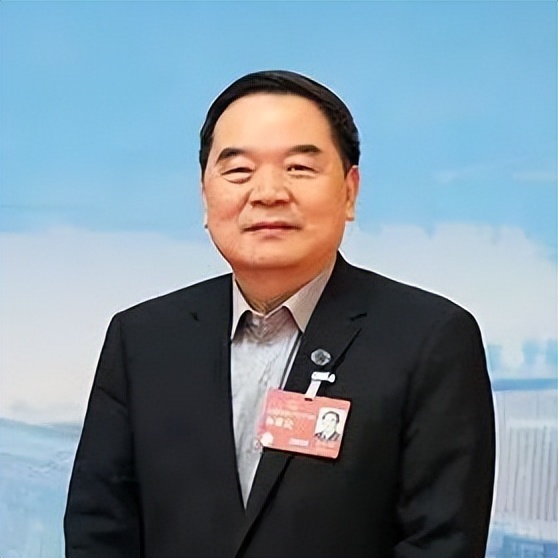 中国科大校长包信和:期待沪皖两地携手共攀科技"高峰"_腾讯新闻