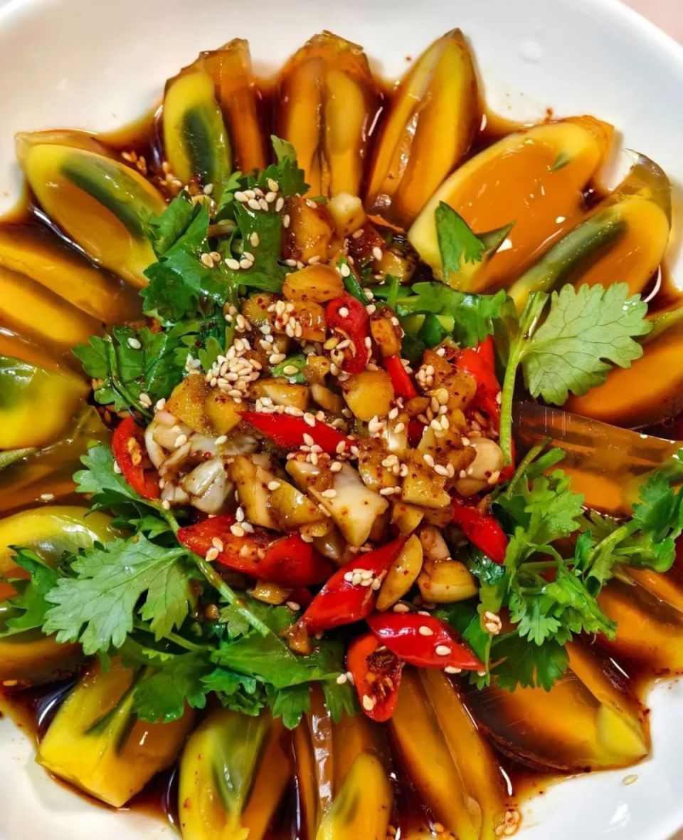 在河南,为啥先上桌的是"八道凉菜"?