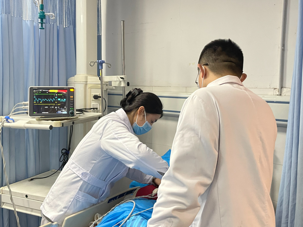 和时间抢生命这是一场分秒必争的急救