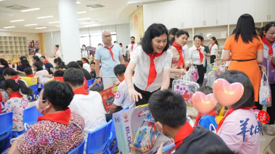 孩子们乐开了花！这场亲子研学活动欢乐又感人｜好家风温暖传递_腾讯新闻