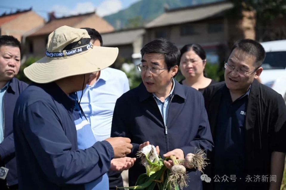 【一线调研】何伟调研农业产业化发展情况和涑水河河道治理工程