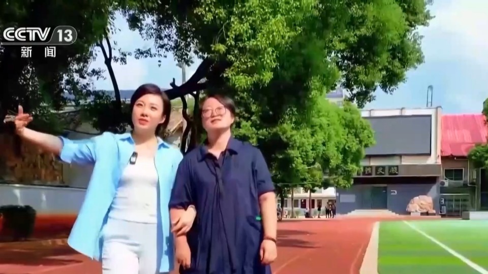 王诗杨带你感受去湖南嗦粉的快乐