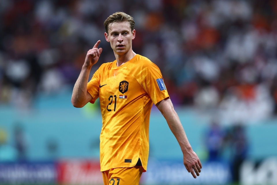 直播吧6月2日讯 巴萨中场德容接受《荷兰电讯报》采访,谈到了自己伤情