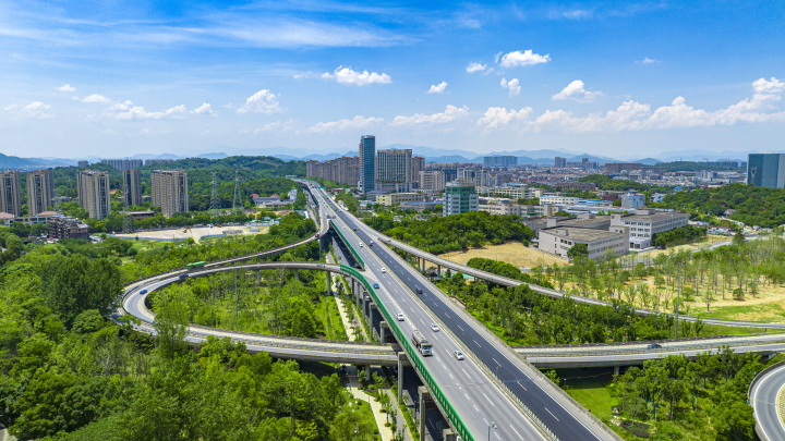 公路杭州北管理中心了解到,明天(5月23日)起至5月31日,杭徽高速将实施