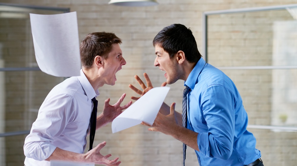 面对只管事不管人的主管该怎么办