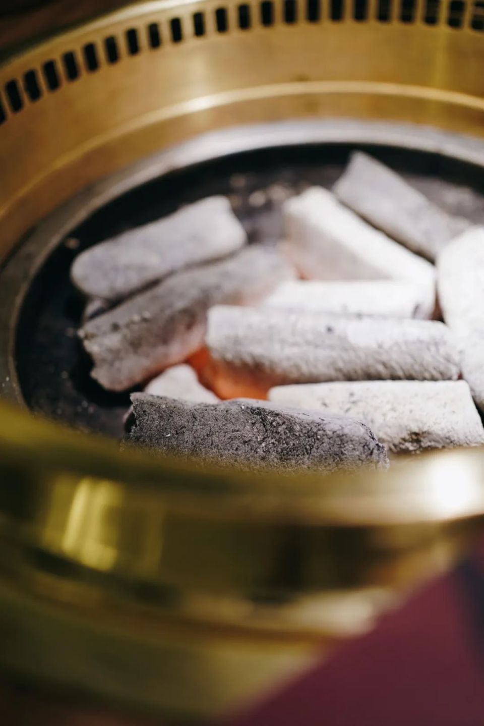 滨江大火的烤肉店,用牛排神仙部位低温熟成