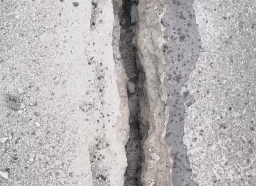 裂开了!上海多处小区下沉开裂疑因隔壁新房施工所致_腾讯新闻