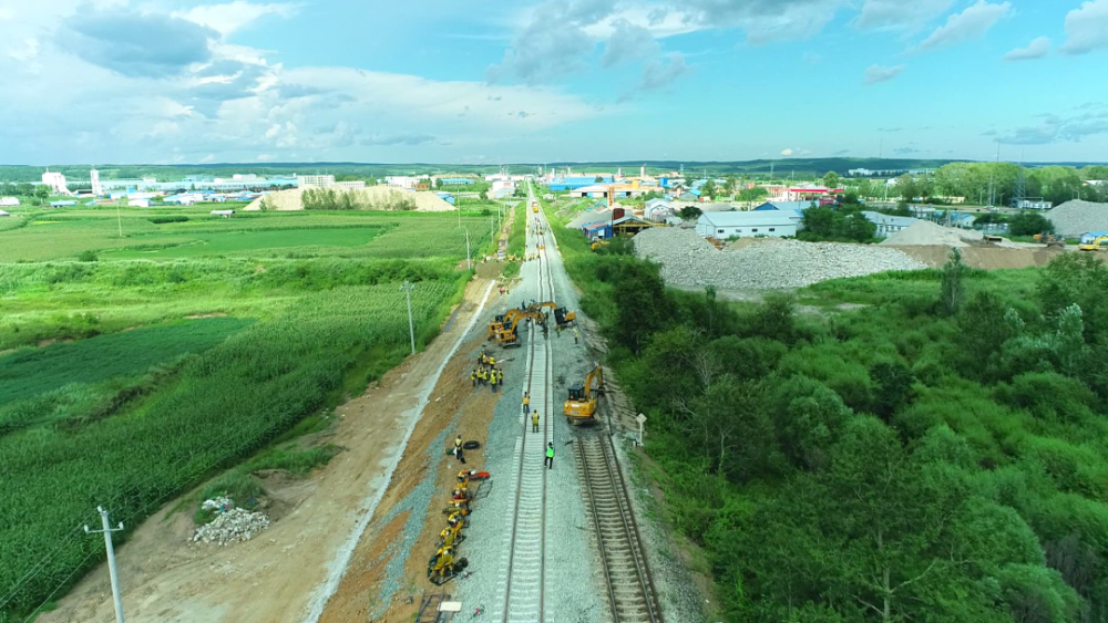 重要站间线路开通北黑铁路升级改造再添阶段性成果