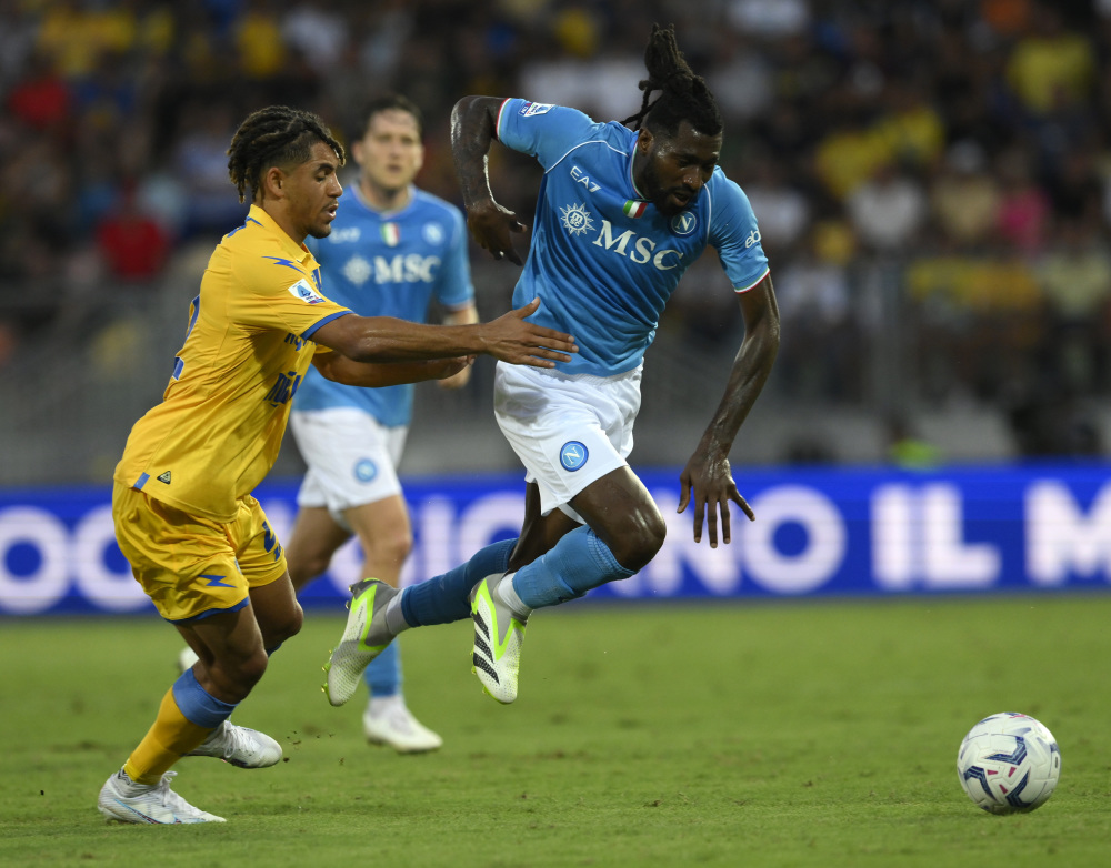 (体育)足球——意甲:那不勒斯胜弗罗西诺内-腾讯新闻