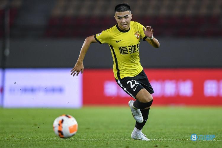 博主统计广州队青训球员中超分布情况三镇3人河南队2人