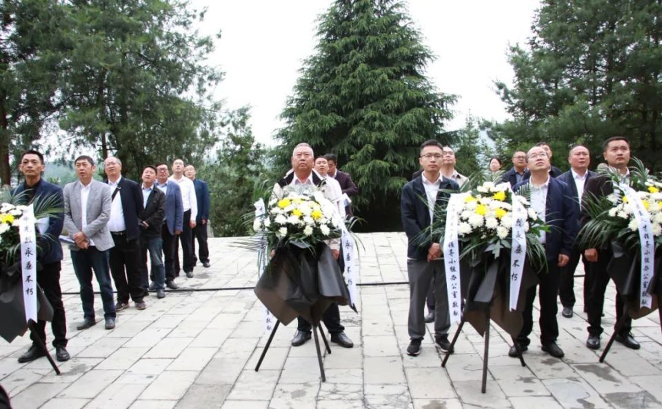 大方县举办"人才日"专家人才交流会,共谋高质量发展新篇章