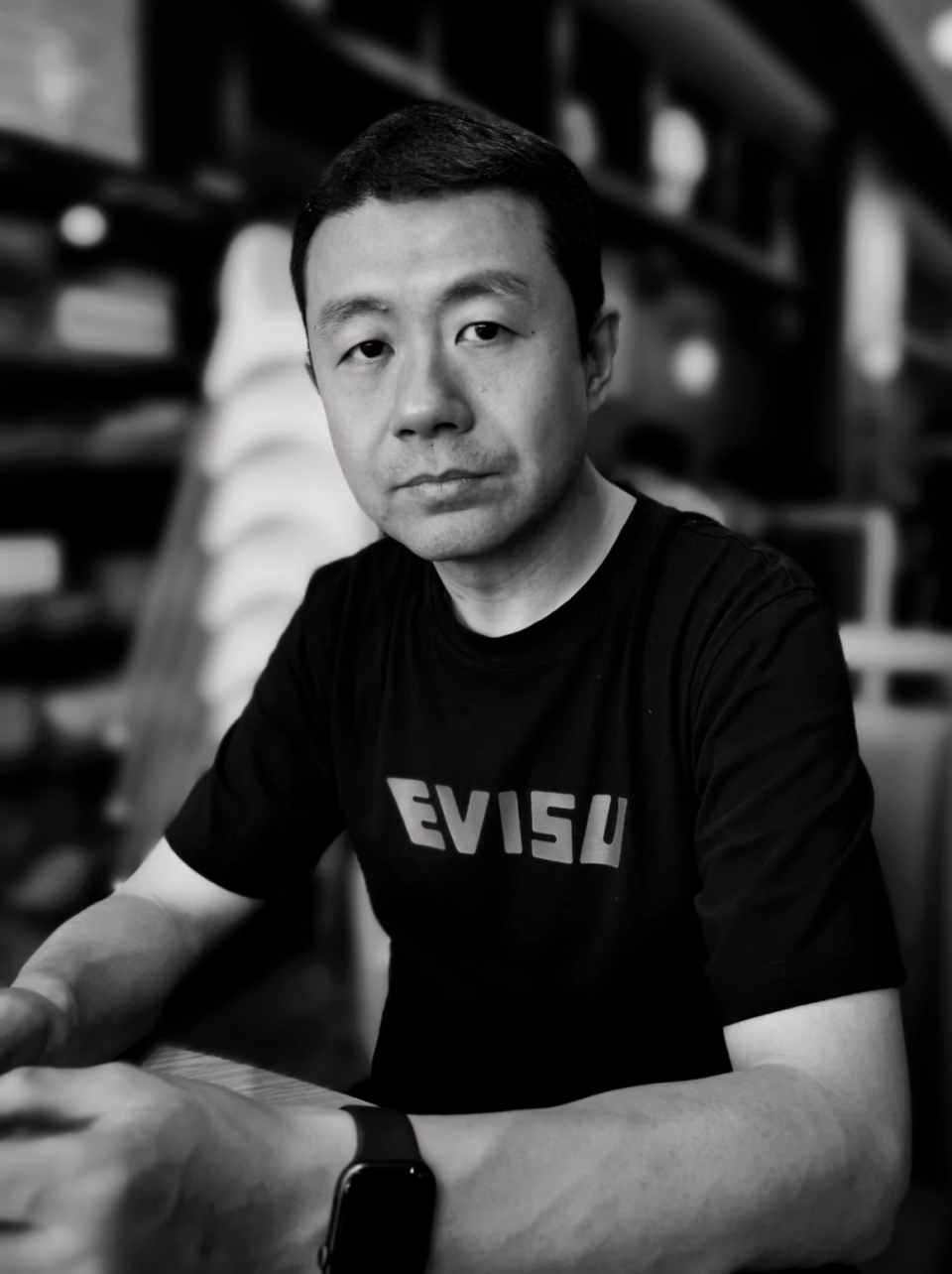 等了五年,这部大尺度犯罪电影,全员狠人!