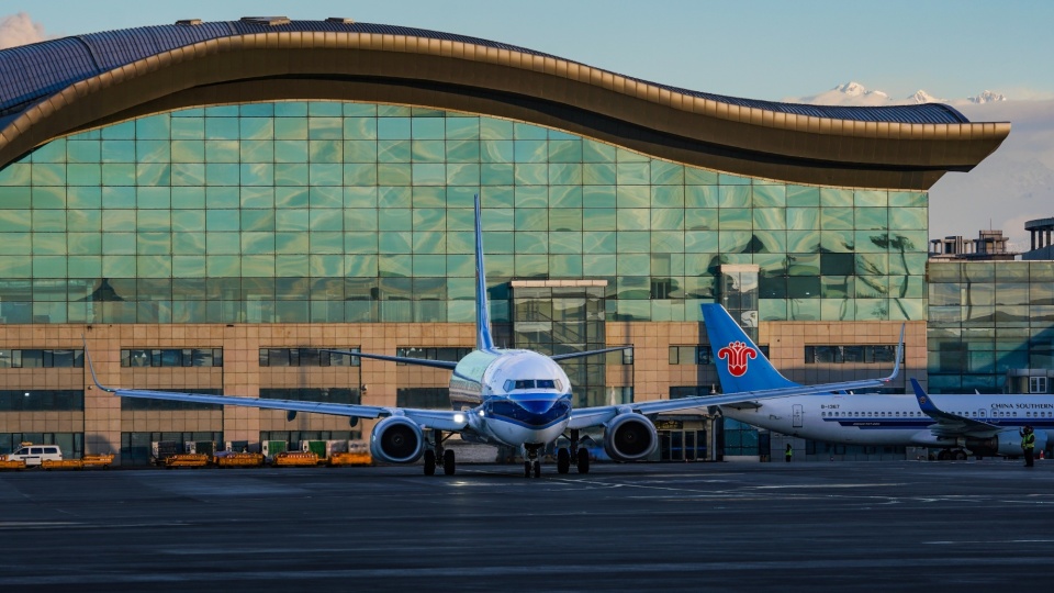 端午期间新疆机场集团运送旅客39万人次