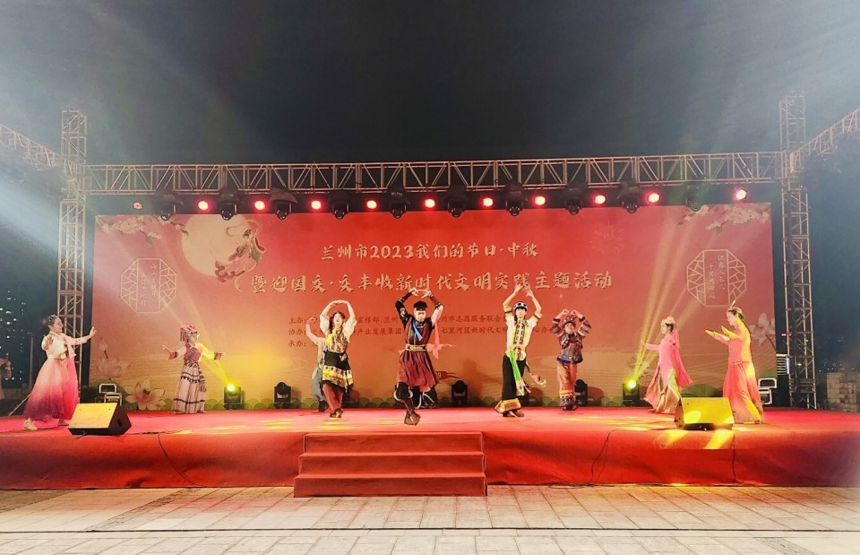 骑手为什么歌唱母亲为什么在线