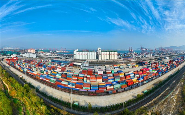 中哈连云港物流合作基地一带一路建设高质量发展的见证者