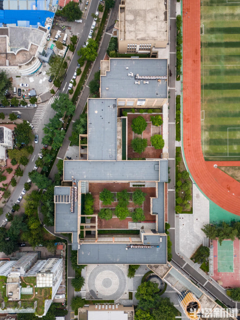 6:青岛二中分校7:四方机厂升平路宿舍作为一个地地道道的青岛小伙,在