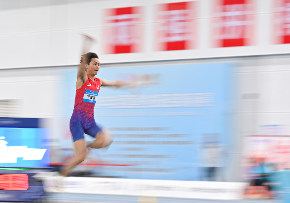 田径全国室内锦标赛男子三级跳远赛况