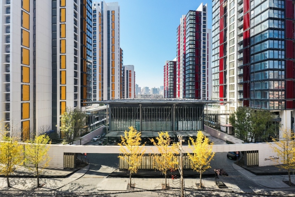 热销背后是圈层共鸣！上海内环内品质红盘中兴路一号臻席递减 惜量争藏_腾讯新闻