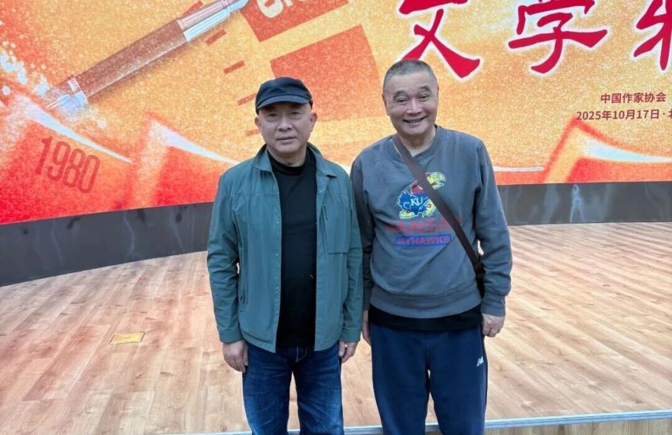 嘉定作家张旻出席中国作家协会作家周活动，分享“文学人生”_腾讯新闻