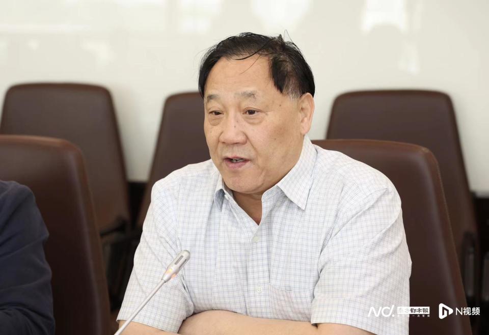 混搭出奇迹的科研"国家队",钟南山怎么看?_腾讯新闻