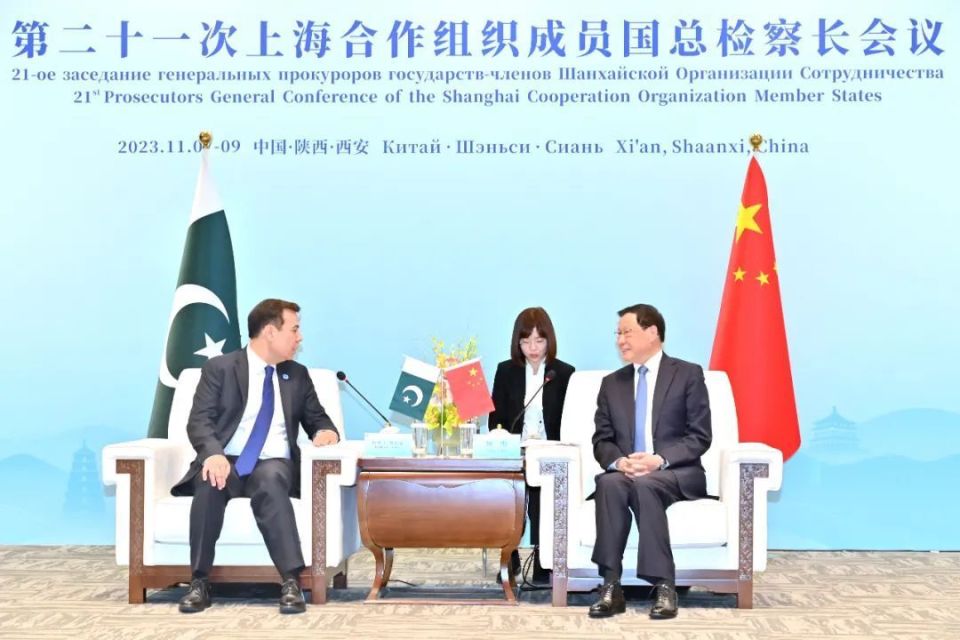 应勇会见出席第二十一次上海合作组织成员国总检察长会议各代表团团长
