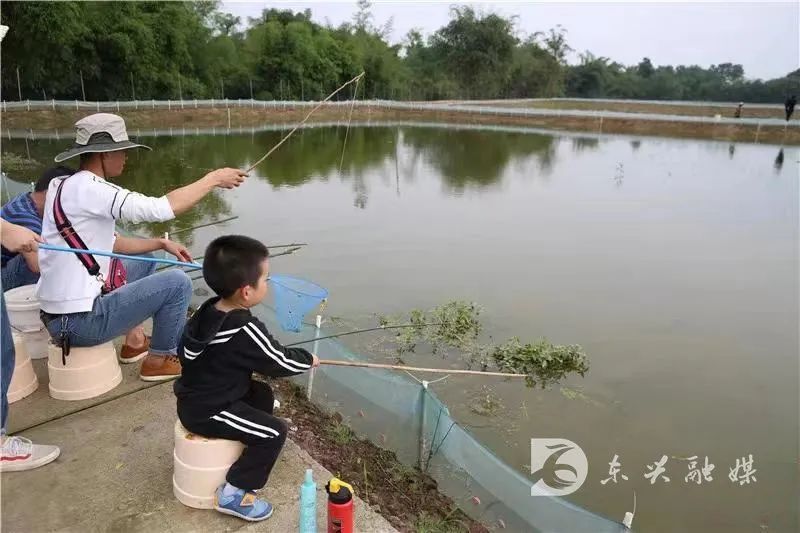 龙虾垂钓中心图片