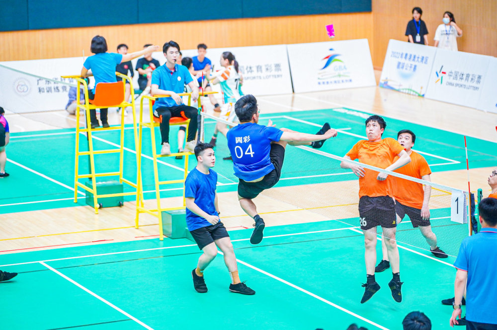 混合双人3个竞赛项目,公开组设平踢男子三人,女子三人,南派花毽,个人