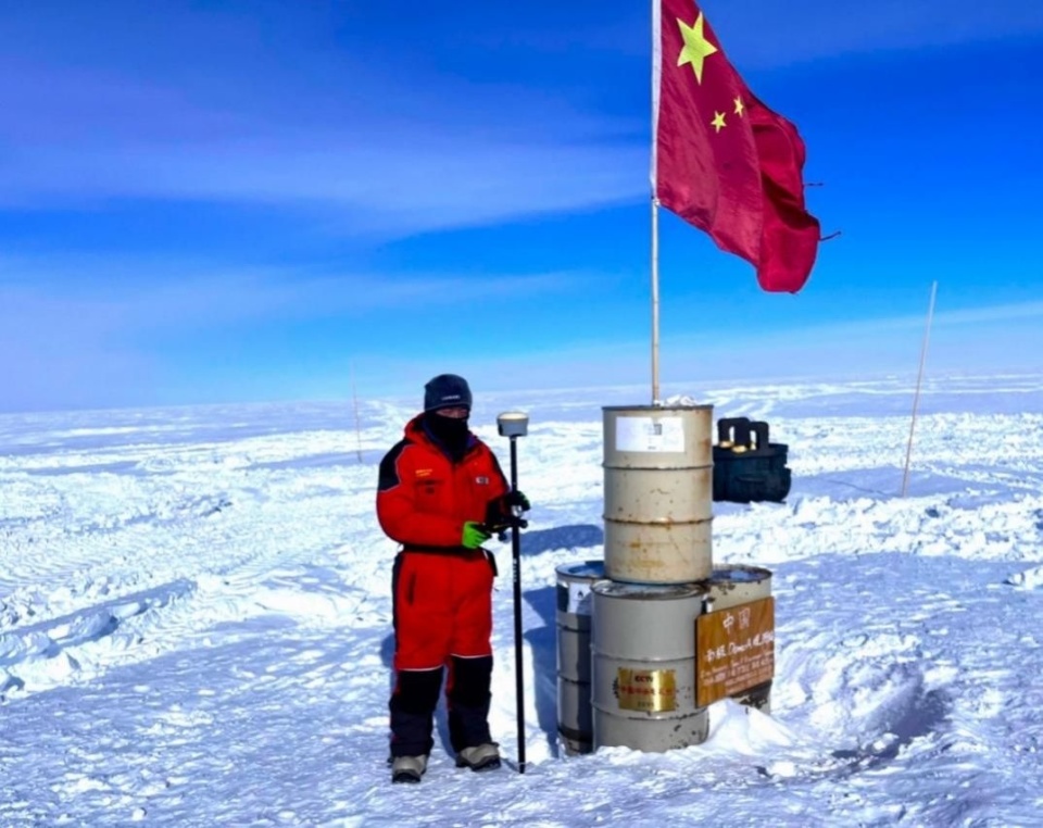 中国第40次南极科学考察队武汉大学队员凯旋