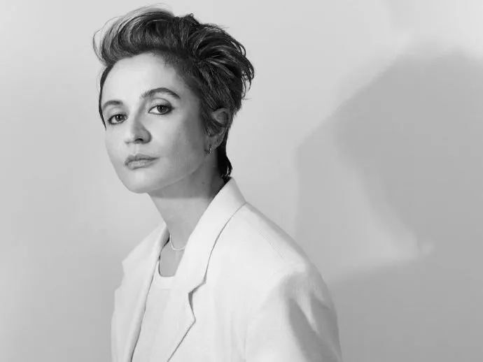 prada宣布贾玲为品牌代言人