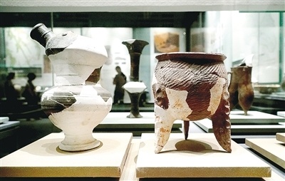 考古中国重大项目研究成果展举办 二里头文化陶器亮相全国