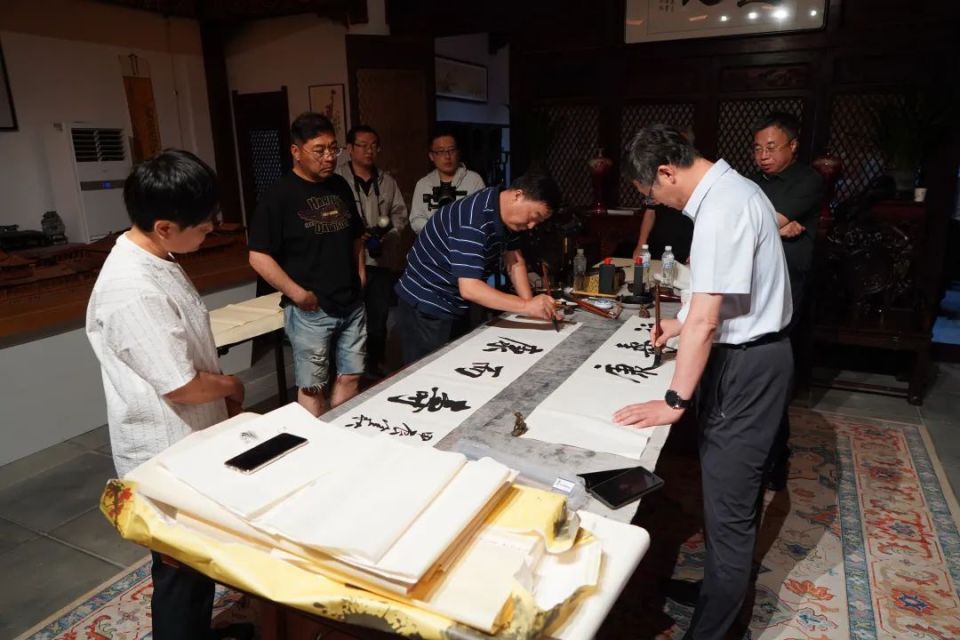 全国文艺名家走进雄安新区主题采风创作顺利进行