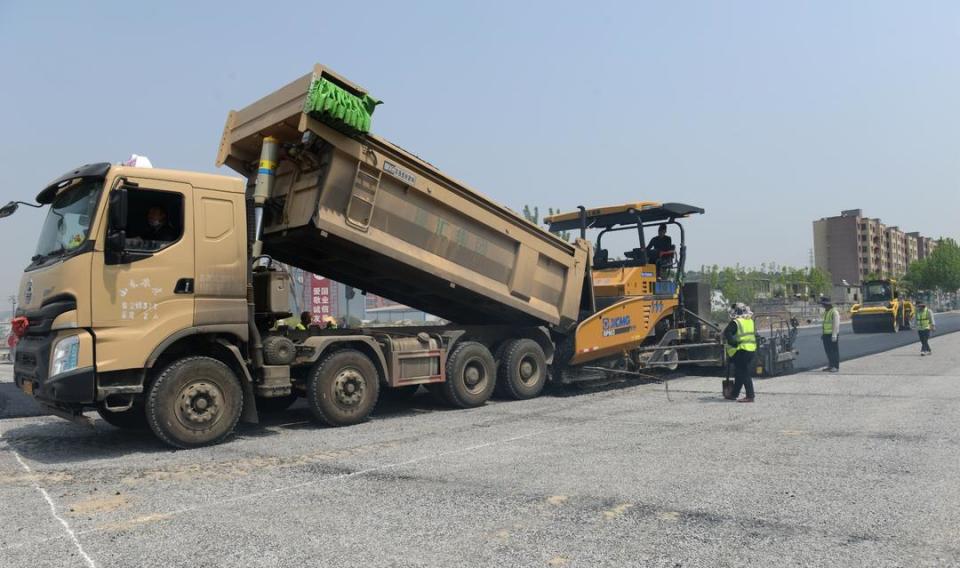 作为山东晟汇交通集团的子公司,路通公司沥青水稳拌合站项目的建成是