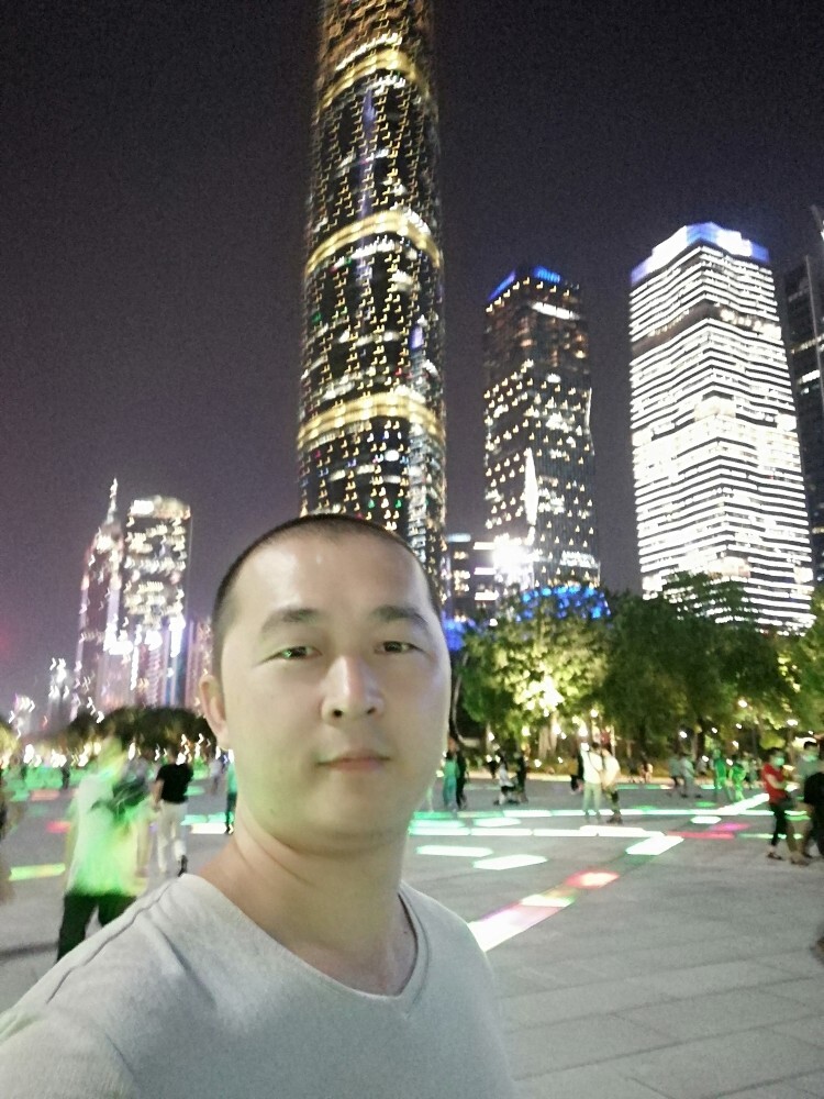 囧爷酒创始人卢江彬的闽爷集团公司是一家实力派公司属于轻资产品牌