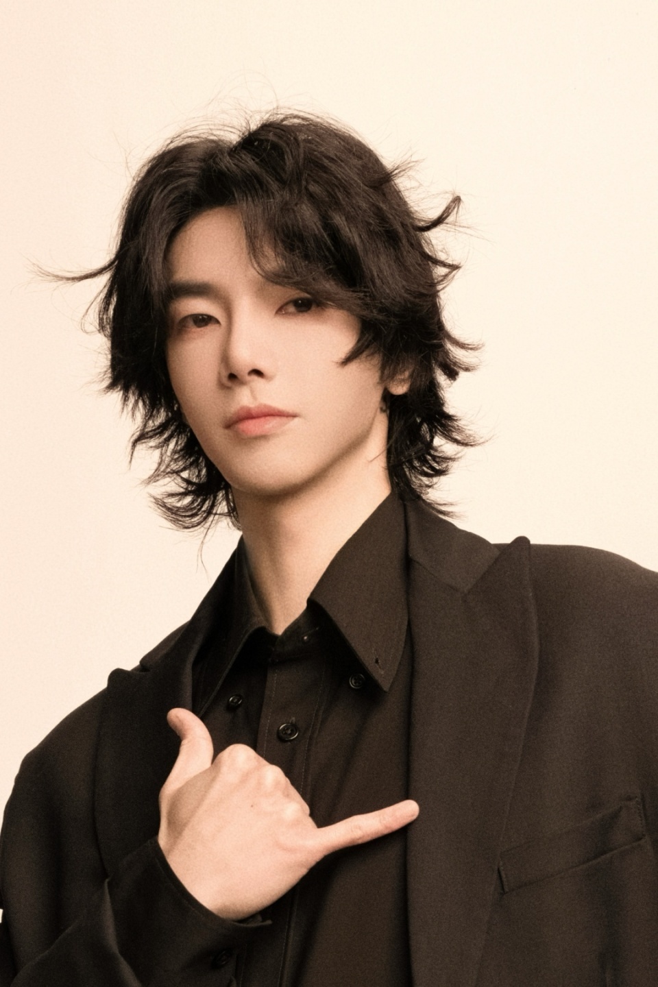 华晨宇方回应"黄霄云翻唱版权争议":未能达成共识,拒绝音乐版权擦边