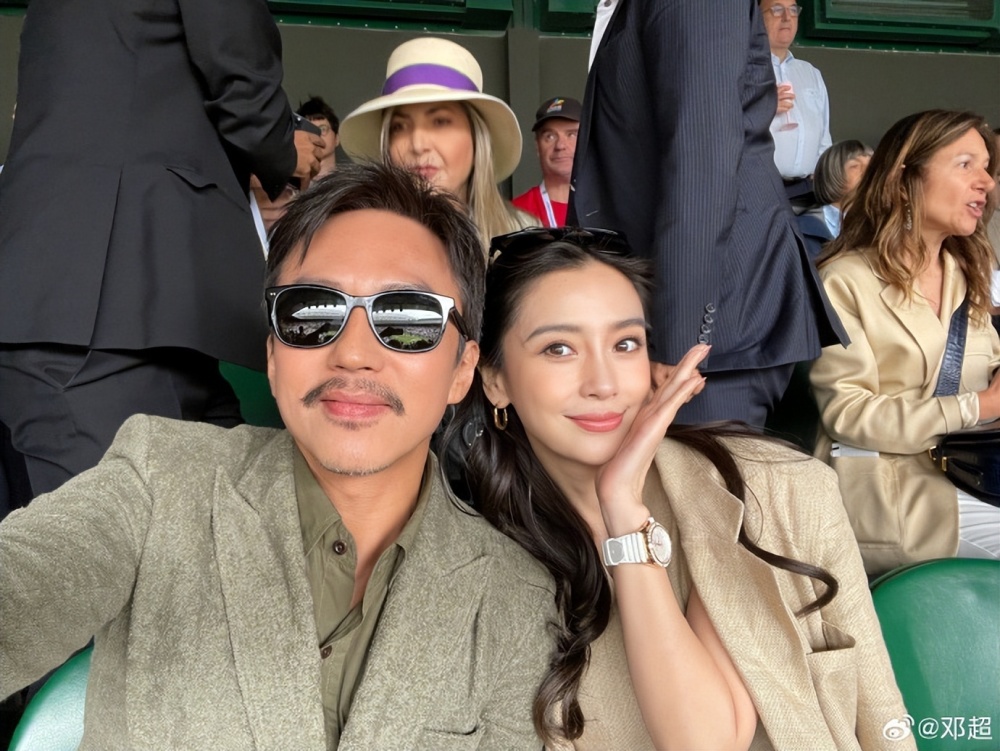 邓超晒与angelababy合影:大侄女,啥时候来一场网球对决_腾讯新闻