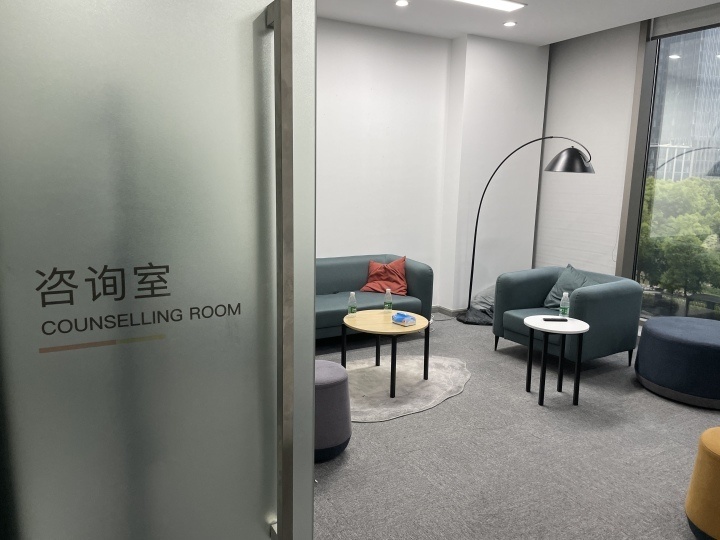 「中国OpenAI」热潮：大厂之外，谁将引领AGI赛道？