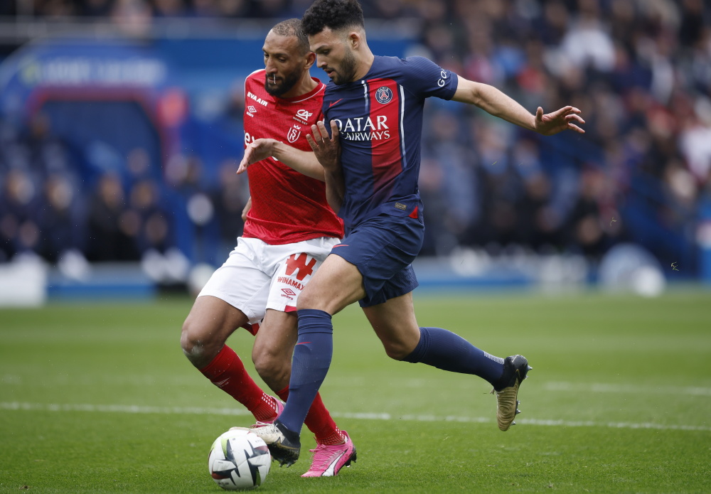 足球法甲联赛巴黎圣日耳曼战平兰斯