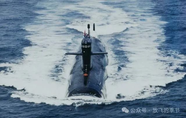 041小型核潜艇：一次装料后续航力无限，将提升我潜艇部队的战力_腾讯新闻