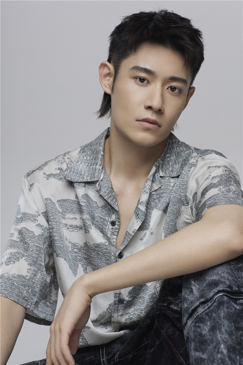 彭楚粤:做演员要尊重角色,尊重观众-腾讯新闻