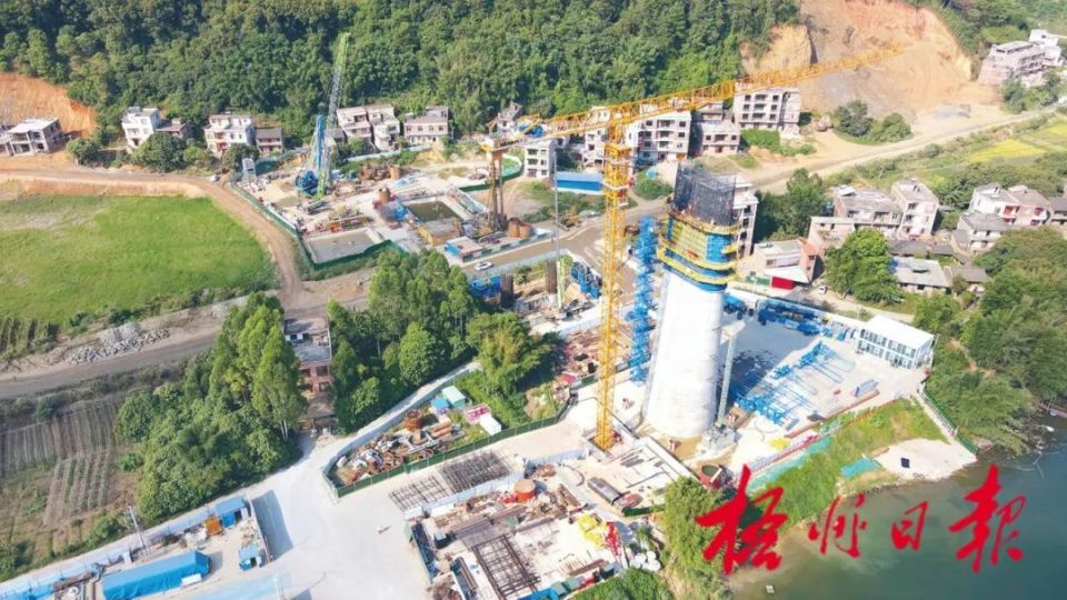 浔江大桥北锚碇二期槽施工全面展开，系国内首次采用桩墙组合结构锚碇基础的悬索桥_腾讯新闻