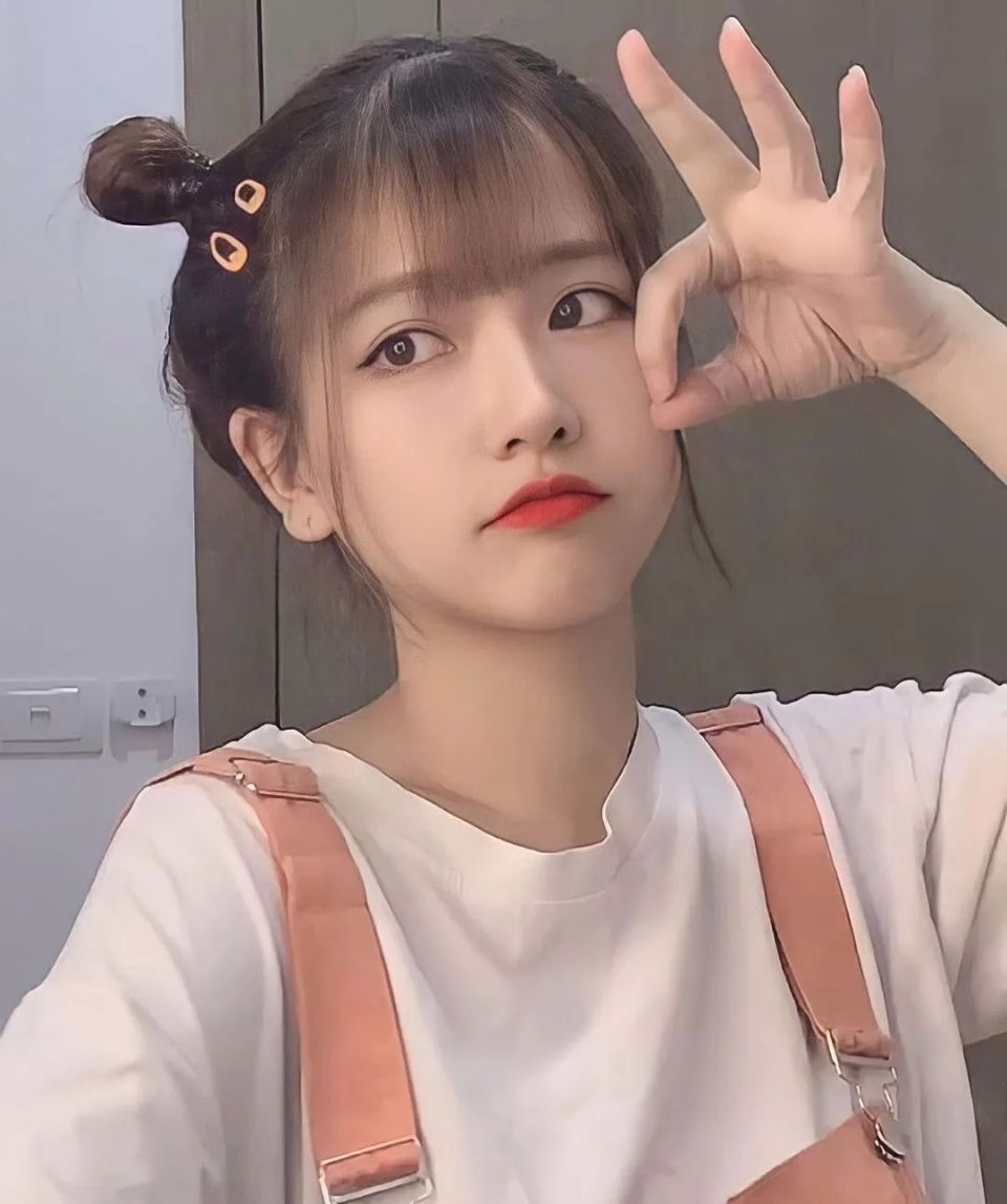 越南美少女nguyễn生活照 身材丰满 长相甜美