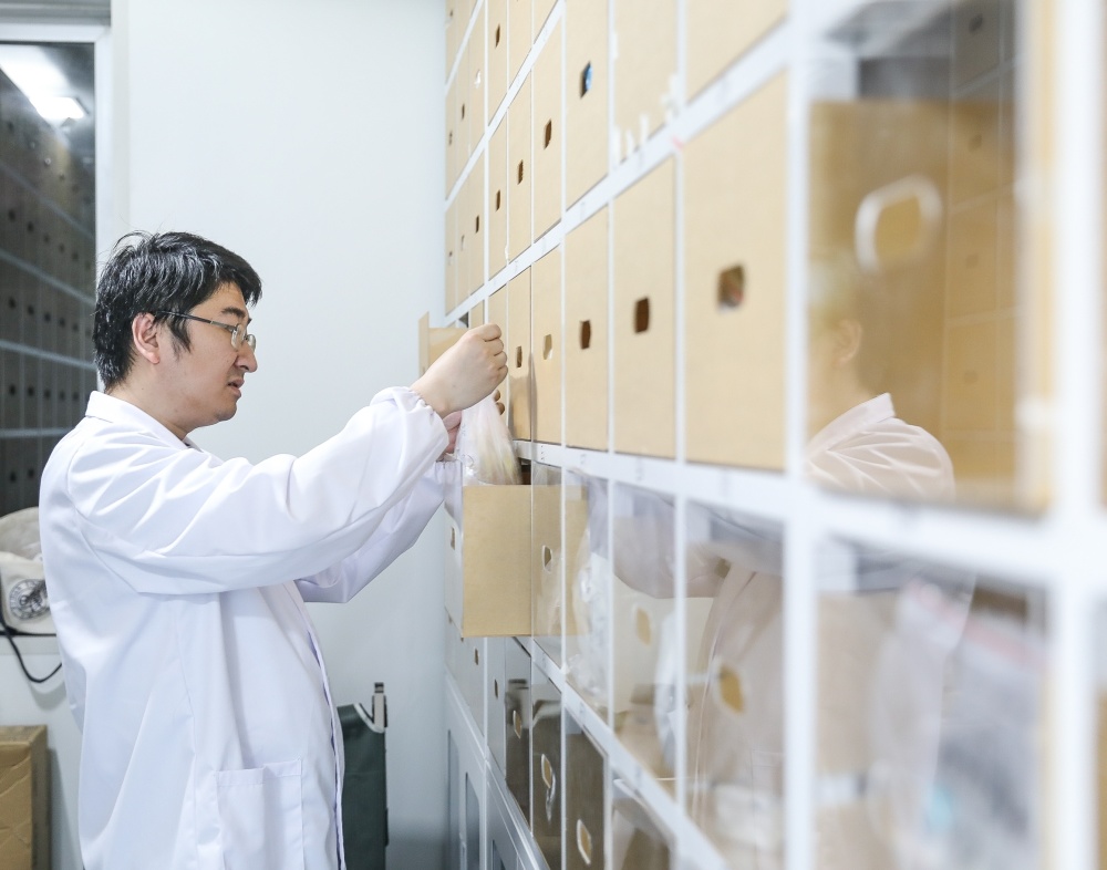 祝福考生|青年科学家也是高考"过来人":不卑不亢,做时间的有心人