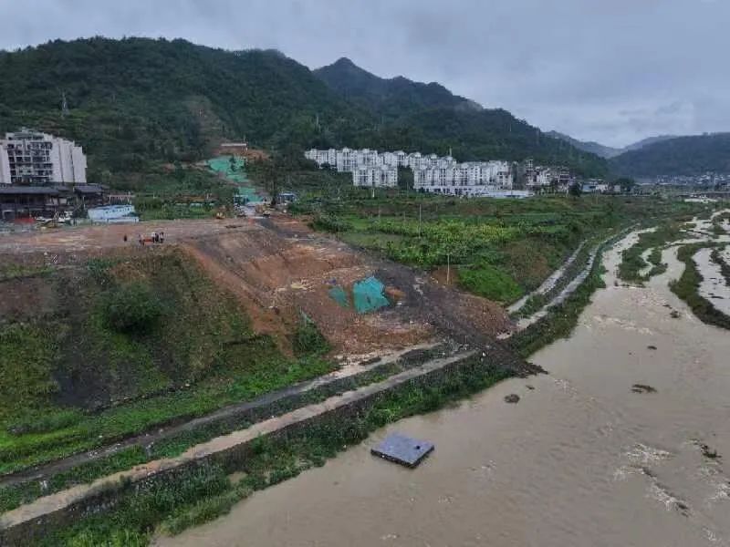 贵州黄桶至广西百色铁路建设加速推进
