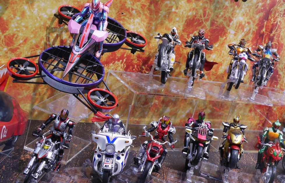 假面骑士shf系列载具大集合 没想到vice飞行器这么大 ooo被抛弃了