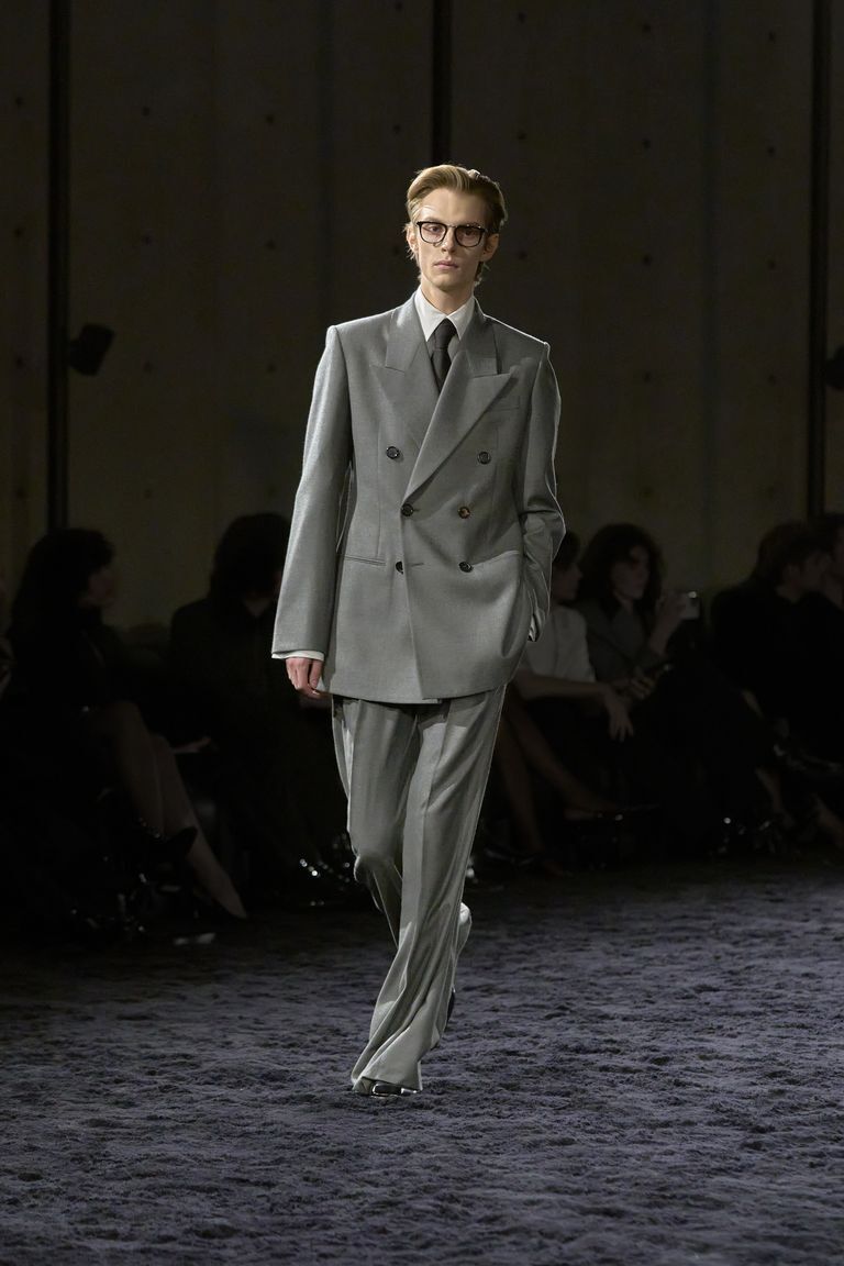 saint laurent圣罗兰 2024冬季男装系列_腾讯新闻